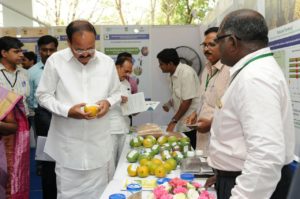 Vice President Interacts with Scientists, Faculty Members and Research Fellows at MANAGE (10)