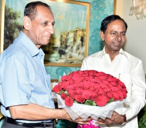 CM with Governor (2)