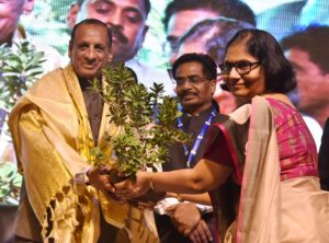 Governor E.S.L. Narasimhan participated as Chief Guest at the Income Tax Day Celebrations (4)