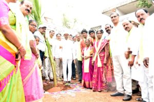 CM KCR Launch Massive one lakh plus Plantation Program as part of fourth phase of Haritha Haram (17)