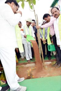 CM KCR Launch Massive one lakh plus Plantation Program as part of fourth phase of Haritha Haram (23)