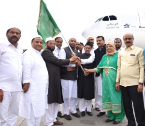 Dy. Chief Minister Govt of Telangana flagged off the first batch of Haj Pilgrims at Haj Terminal, Shamshabad Airport (2)