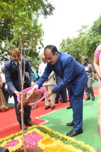 Hon'ble President of India planting of sapling at Rashtrapati Nilayam (12)