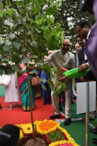 Hon'ble President of India planting of sapling at Rashtrapati Nilayam (2)