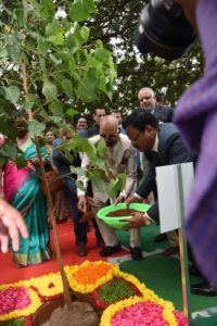 Hon'ble President of India planting of sapling at Rashtrapati Nilayam (3)