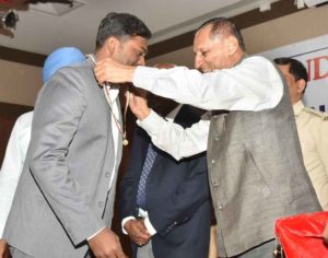 Offer Home Nursing services also - Governor Narasimhan tells Red Cross Society (12)