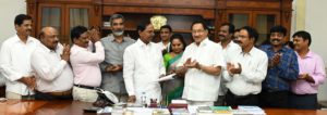 Telangana CM KCR announced 27% profit share to Singareni workers (5)