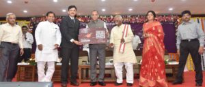 E.S.L. Narasimhan participated as Chief Guest at the launch of 'India Post Payments Bank' at the Institution of Engineers, (2)