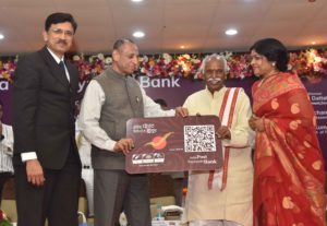 E.S.L. Narasimhan participated as Chief Guest at the launch of 'India Post Payments Bank' at the Institution of Engineers, (4)