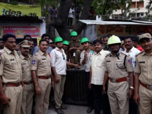 Entry of A sloth Bear in BSNL office Karimnagar, Rescued & Released in Forest (2)