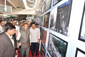 Governor flagged off the Ameerpet - LB Nagar Metro Line (17)