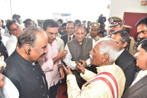 Governor flagged off the Ameerpet - LB Nagar Metro Line (26)