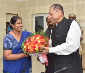 'Debate, Discuss & Decide' Hallmark of Parliamentary Democracy Governor Narasimhan (3)