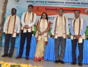 Governor E.S.L. Narasimhan participated 7th Convocation of National Institute of Pharmaceutical Education & Research (4)