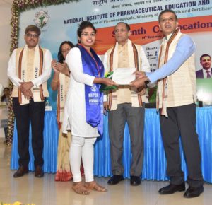 Governor E.S.L. Narasimhan participated 7th Convocation of National Institute of Pharmaceutical Education & Research (8)