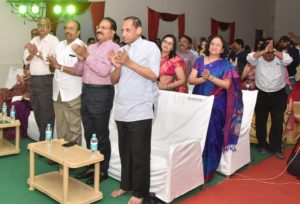 Governor E.S.L. Narasimhan participated in Annual Dance Festival Natyotsav 2018 organised by Kalinga Cultural Trust (21)