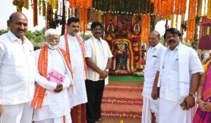 CM KCR Third day SahasraChandiYagam at Yerravalli, Farm House (27)