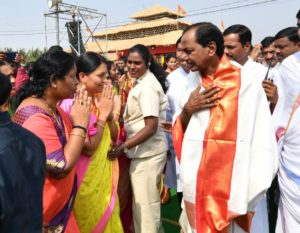 CM KCR Third day SahasraChandiYagam at Yerravalli, Farm House (32)