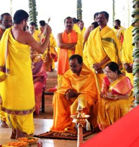 Five Day SahasraChandiYagam Commenced at Farm House of KCR (1)