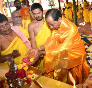 Five Day SahasraChandiYagam Commenced at Farm House of KCR (12)