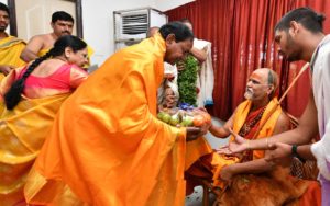 Five Day SahasraChandiYagam Commenced at Farm House of KCR (25)