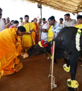 Five Day SahasraChandiYagam Commenced at Farm House of KCR (49)