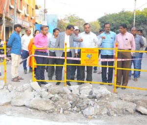 Principal Secretary (MA&UD) Inspected VDCC Road Works (5)