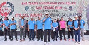 Governor flagged off SHE TEAMS RUN organized by SHE Teams Hyderabad City Police (13)