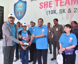 Governor flagged off SHE TEAMS RUN organized by SHE Teams Hyderabad City Police (16)