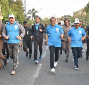 Governor flagged off SHE TEAMS RUN organized by SHE Teams Hyderabad City Police (6)