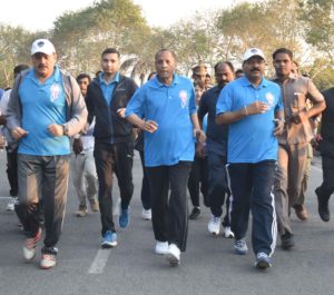 Governor flagged off SHE TEAMS RUN organized by SHE Teams Hyderabad City Police (7)