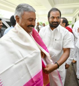 CM KCR & AP CM YS Jagan Holds Meeting at Pragati Bhavan (4)