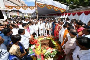 CM KCR Performs Bhoomi Puja for Telangana New Assembly Building (14)