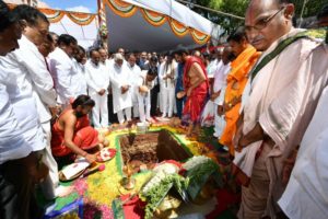 CM KCR Performs Bhoomi Puja for Telangana New Assembly Building (3)