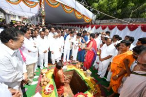 CM KCR Performs Bhoomi Puja for Telangana New Assembly Building (31)