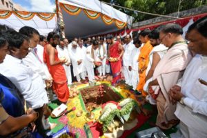 CM KCR Performs Bhoomi Puja for Telangana New Assembly Building (9)