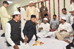 Governor Hosts Iftar Party (6)