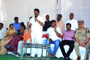 Minister Talasani Srinivas Yadav Monitors Arrangement for Fish Prasadam Distribution (3)