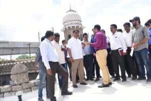 Principal Secretary to Govt. (MA&UD) visits Mozamjahi Market (3)