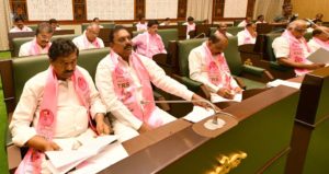 CM KCR Present Full-Fledged Budget 2019 in Telangana Assembly for Year 2019-20 (18)