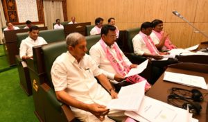 CM KCR Present Full-Fledged Budget 2019 in Telangana Assembly for Year 2019-20 (21)