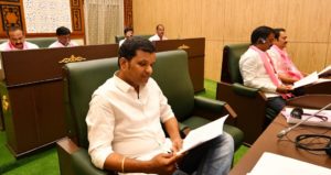 CM KCR Present Full-Fledged Budget 2019 in Telangana Assembly for Year 2019-20 (22)