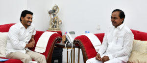 Telangana CM KCR, AP CM Jagan Meet in Hyderabad (18)