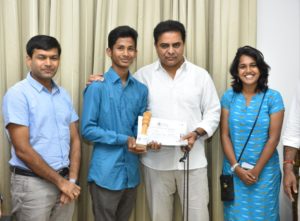 Minister meets young innovator Ashok 2