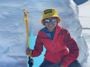 Conquers Mt. Vinson Massif & Becomes Youngest Tribal Woman in World to Scale Six Tallest peaks in Six Continents (3)