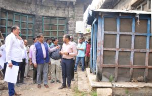 Principal Secretary MA&UD Visits Mojamjahi Market Over Renovation Work (5)