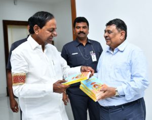 CM KCR Releases Book “Yudhakanda Mandara Makarandam” (4)