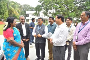 HPCL Information Systems Center Donated Maruti Suzuki Swift Dezire Car to Red Cross Blood Bank (3)