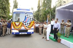 Minister for Home Flagged Off Mobile Rest Rooms & Toilets for Women Police Officers on Bandobust Duties (2)