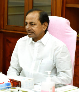 CM KCR Instruct Officials to Guide Farmers to Cultivate Crops in Tune with Food Habits of People (3)